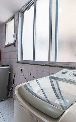 Apartamento à venda com 72m², 4 quartos e sem vaga Apartamento à venda com 72m², 4 quartos e sem vagaCozinha e Área de Serviço