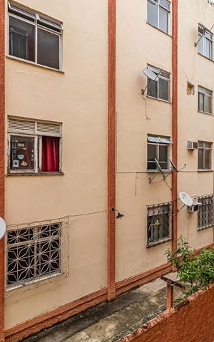 Apartamento à venda com 72m², 4 quartos e sem vaga Apartamento à venda com 72m², 4 quartos e sem vagaVista da Sala