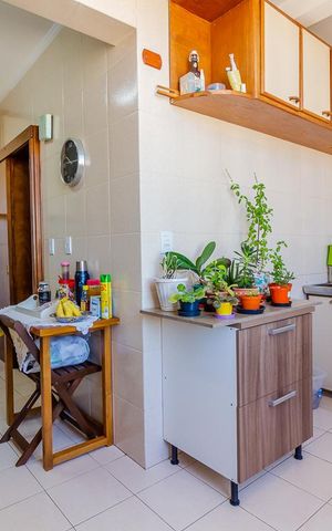 Apartamento à venda com 150m², 3 quartos e 1 vaga Apartamento à venda com 150m², 3 quartos e 1 vagaCozinha