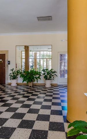 Apartamento à venda com 150m², 3 quartos e 1 vaga Apartamento à venda com 150m², 3 quartos e 1 vagaHall de entrada