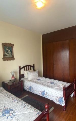 Apartamento para alugar com 300m², 4 quartos e 4 vagas Apartamento para alugar com 300m², 4 quartos e 4 vagasSuíte 2