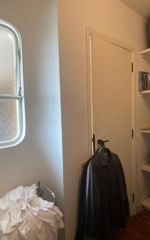 Apartamento para alugar com 300m², 4 quartos e 4 vagas Apartamento para alugar com 300m², 4 quartos e 4 vagasDespensa