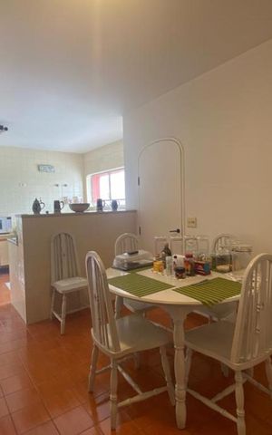Apartamento para alugar com 300m², 4 quartos e 4 vagas Apartamento para alugar com 300m², 4 quartos e 4 vagasCopa