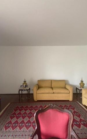 Apartamento para alugar com 300m², 4 quartos e 4 vagas Apartamento para alugar com 300m², 4 quartos e 4 vagasSala
