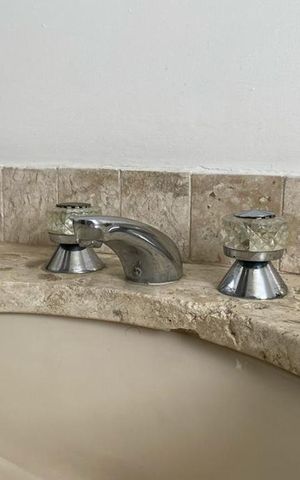 Apartamento para alugar com 300m², 4 quartos e 4 vagas Apartamento para alugar com 300m², 4 quartos e 4 vagasBanheiro - Torneira