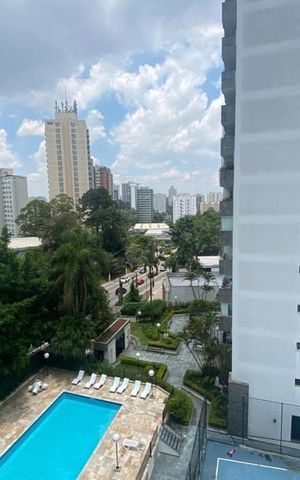 Apartamento para alugar com 300m², 4 quartos e 4 vagas Apartamento para alugar com 300m², 4 quartos e 4 vagasVista da Suíte 2