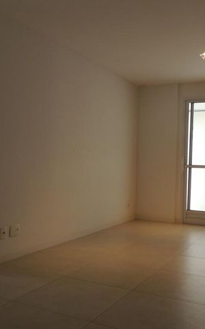 Apartamento à venda com 74m², 2 quartos e 2 vagasSala