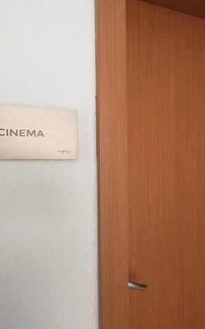 Apartamento à venda com 74m², 2 quartos e 2 vagas Apartamento à venda com 74m², 2 quartos e 2 vagasCinema