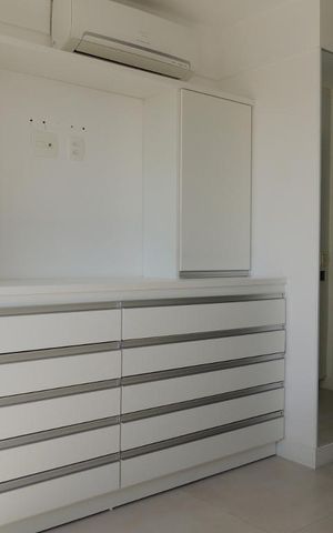 Apartamento à venda com 74m², 2 quartos e 2 vagasQuarto 2 - Suíte