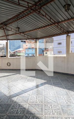 Casa à venda com 120m², 2 quartos e sem vaga Casa à venda com 120m², 2 quartos e sem vagaVaranda