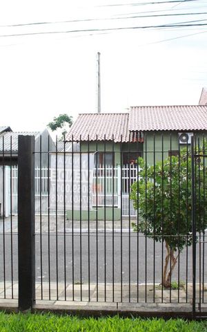 Casa para alugar com 130m², 2 quartos e 2 vagasVista Sala