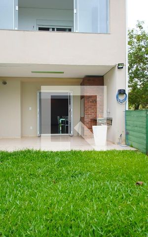 Casa à venda com 155m², 2 quartos e 2 vagasPataio -fundos