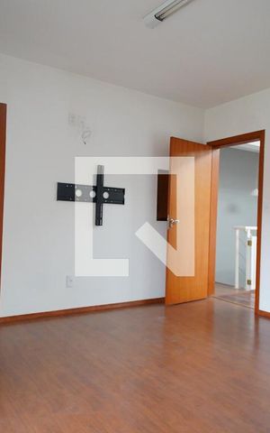 Casa à venda com 155m², 2 quartos e 2 vagasQuarto Suíte