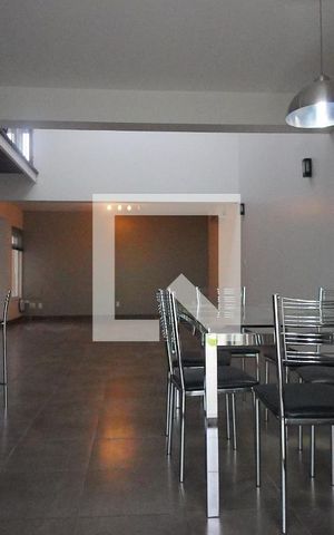 Casa à venda com 155m², 2 quartos e 2 vagasSala