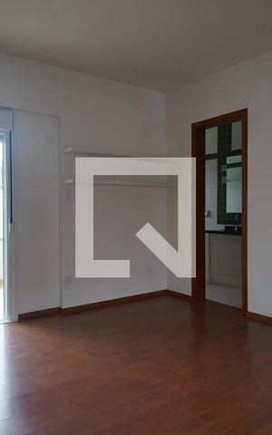 Casa à venda com 155m², 2 quartos e 2 vagasQuarto Suíte