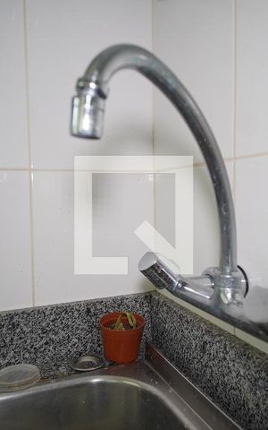 Casa à venda com 155m², 2 quartos e 2 vagasCozinha-Araea de serviço