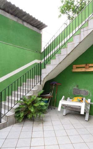Casa à venda com 230m², 2 quartos e 2 vagasQuintal