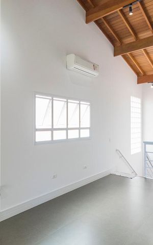 Casa de condomínio à venda com 260m², 4 quartos e 2 vagas Casa de condomínio à venda com 260m², 4 quartos e 2 vagasSala 2