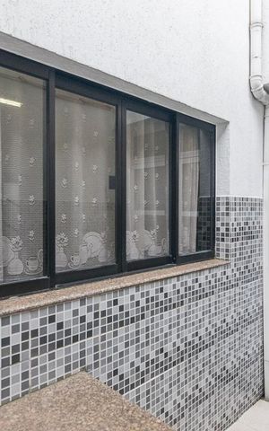 Casa de condomínio à venda com 260m², 4 quartos e 2 vagas Casa de condomínio à venda com 260m², 4 quartos e 2 vagasQuintal