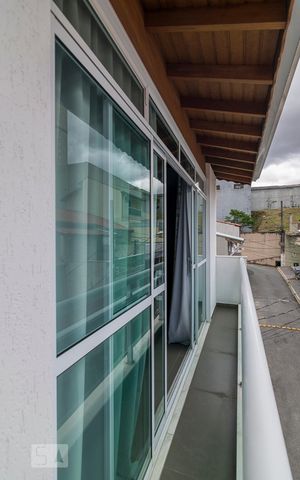 Casa de condomínio à venda com 260m², 4 quartos e 2 vagas Casa de condomínio à venda com 260m², 4 quartos e 2 vagasVaranda da Sala 2