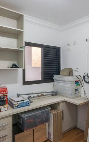 Casa de condomínio à venda com 260m², 4 quartos e 2 vagas Casa de condomínio à venda com 260m², 4 quartos e 2 vagasQuarto 3