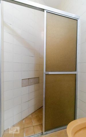 Apartamento à venda com 50m², 1 quarto e 1 vaga Apartamento à venda com 50m², 1 quarto e 1 vagaBanheiro da Suíte