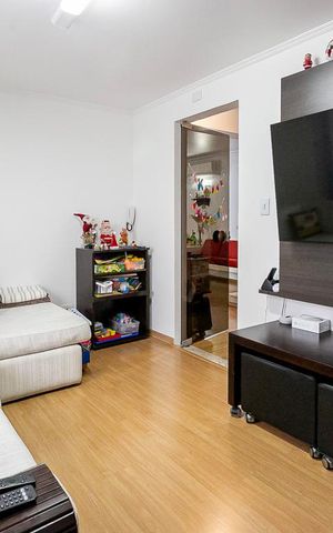 Casa à venda com 484m², 5 quartos e 3 vagas Casa à venda com 484m², 5 quartos e 3 vagasSala de TV
