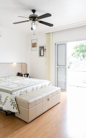 Casa à venda com 484m², 5 quartos e 3 vagas Casa à venda com 484m², 5 quartos e 3 vagasSuite 3