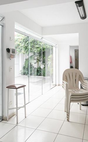 Casa à venda com 484m², 5 quartos e 3 vagas Casa à venda com 484m², 5 quartos e 3 vagasSalão de Festas da Churrasqueira