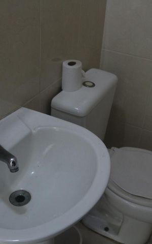 Casa para alugar com 140m², 3 quartos e 2 vagasBanheiro de Serviço