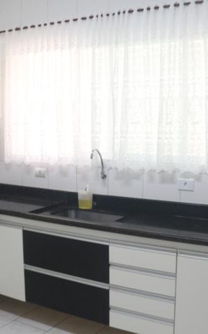 Casa para alugar com 140m², 3 quartos e 2 vagasCozinha - Torneira