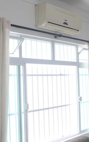 Casa para alugar com 140m², 3 quartos e 2 vagasSala