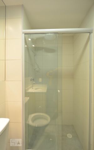 Apartamento para alugar com 35m², 1 quarto e sem vagaBanheiro da Suíte