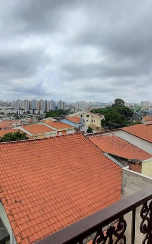 Casa à venda com 270m², 3 quartos e 4 vagasVista Varada Suite