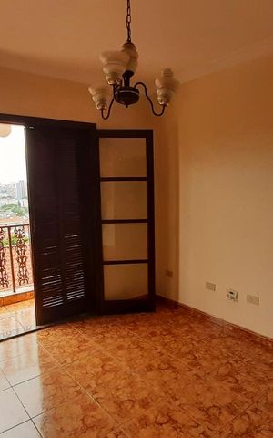 Casa à venda com 270m², 3 quartos e 4 vagasSuite