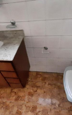 Casa à venda com 270m², 3 quartos e 4 vagasLavabo