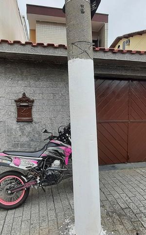 Casa à venda com 270m², 3 quartos e 4 vagasFachadda