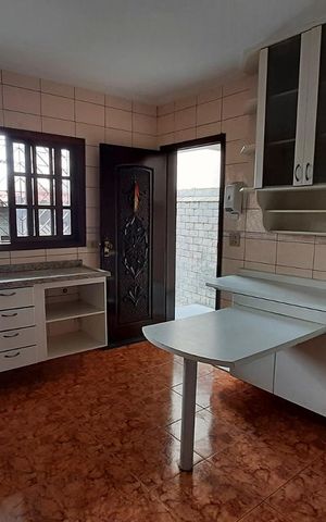 Casa à venda com 270m², 3 quartos e 4 vagasCozinha