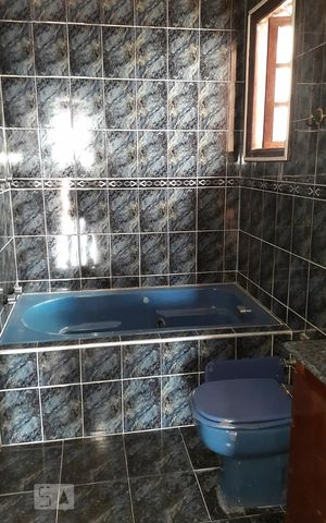 Casa à venda com 270m², 3 quartos e 4 vagasBanheiro Suite