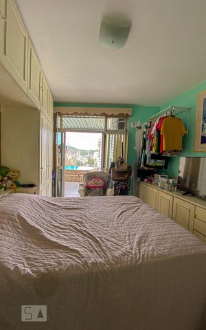 Apartamento à venda com 170m², 3 quartos e 1 vaga Apartamento à venda com 170m², 3 quartos e 1 vagaQuarto 1 - suíte