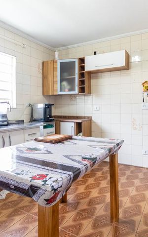 Casa à venda com 148m², 3 quartos e 2 vagas Casa à venda com 148m², 3 quartos e 2 vagasCozinha