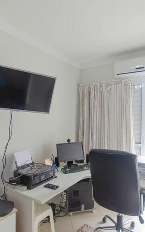 Casa à venda com 150m², 4 quartos e 2 vagas Casa à venda com 150m², 4 quartos e 2 vagasSuíte 2