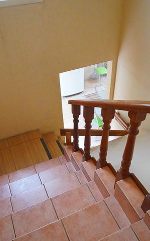 Casa à venda com 188m², 4 quartos e 2 vagasAcesso Seg. Andar