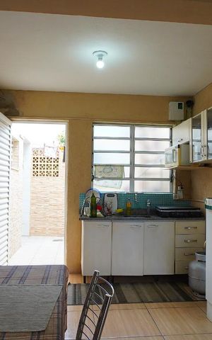Casa à venda com 188m², 4 quartos e 2 vagasCozinha