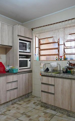 Casa à venda com 188m², 4 quartos e 2 vagasCozinha