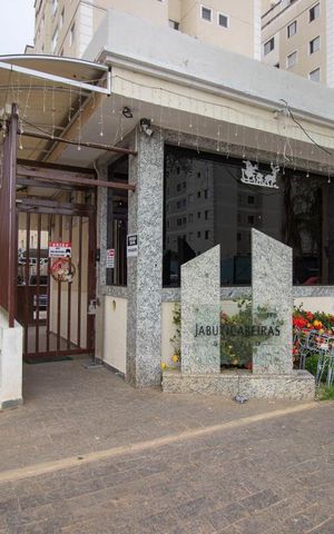 Apartamento à venda com 126m², 2 quartos e 1 vagaFachada do Condomínio
