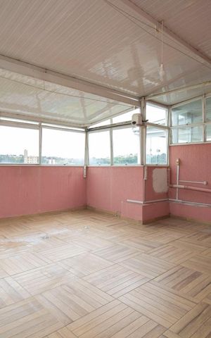 Apartamento à venda com 126m², 2 quartos e 1 vagaÁrea de Serviço