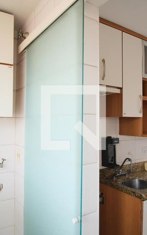 Apartamento à venda com 77m², 2 quartos e 2 vagasÁrea de Serviço