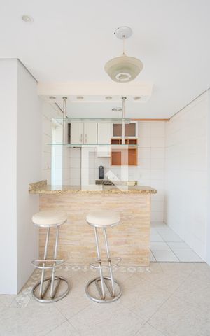 Apartamento à venda com 77m², 2 quartos e 2 vagasCozinha