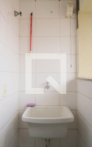 Apartamento à venda com 77m², 2 quartos e 2 vagasÁrea de Serviço